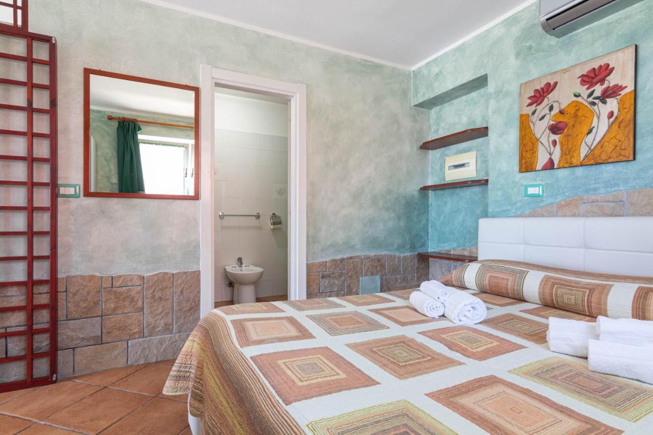 Roccabianca Rooms & Studios Stintino Eksteriør bilde